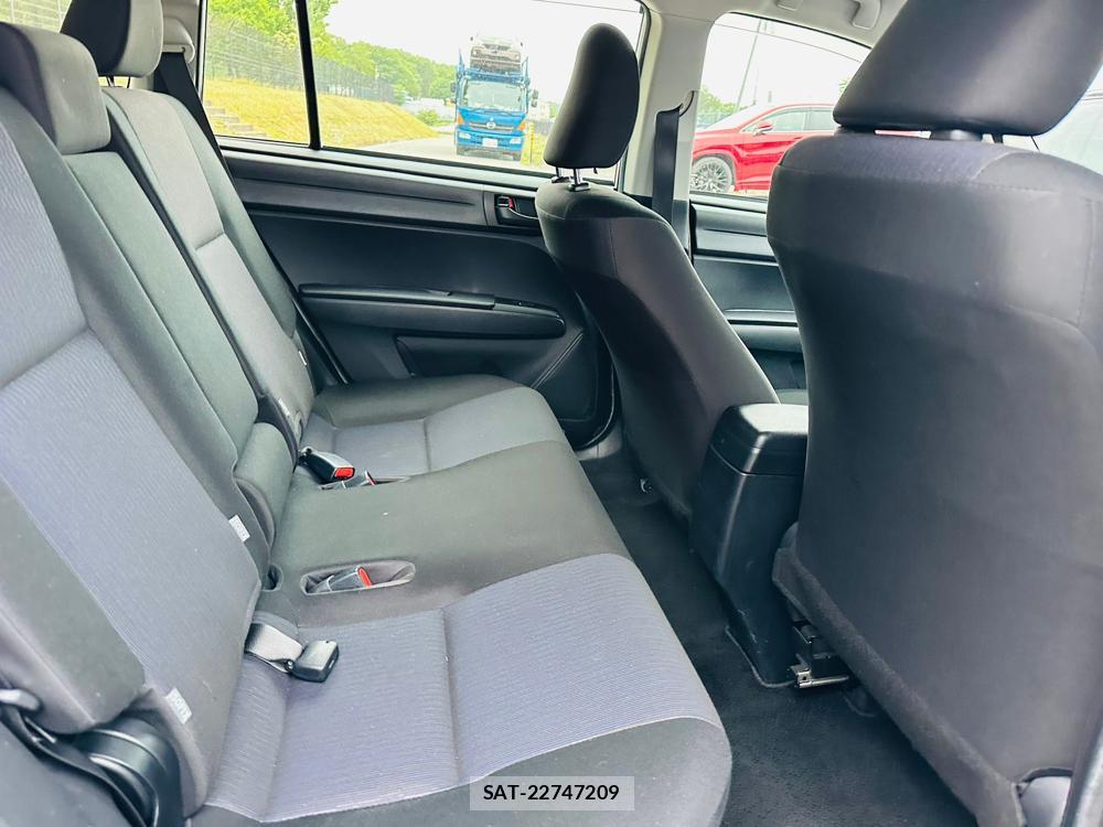 Toyota COROLLA FIELDER 2019-04 6913433-8