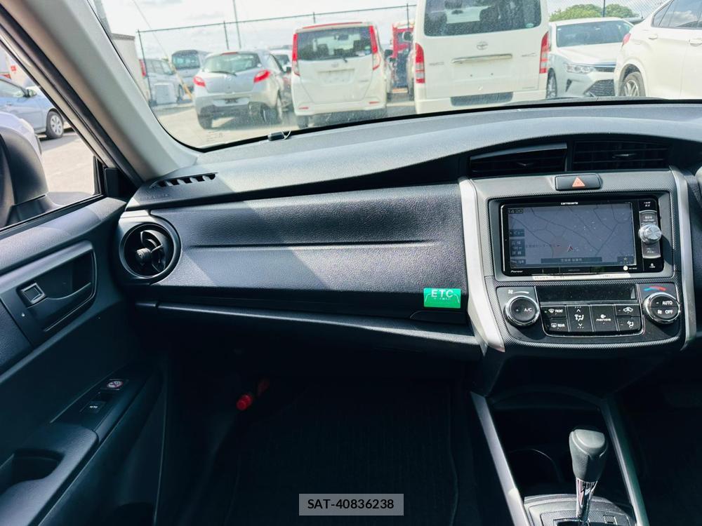 Toyota COROLLA FIELDER 2019 6935486-17