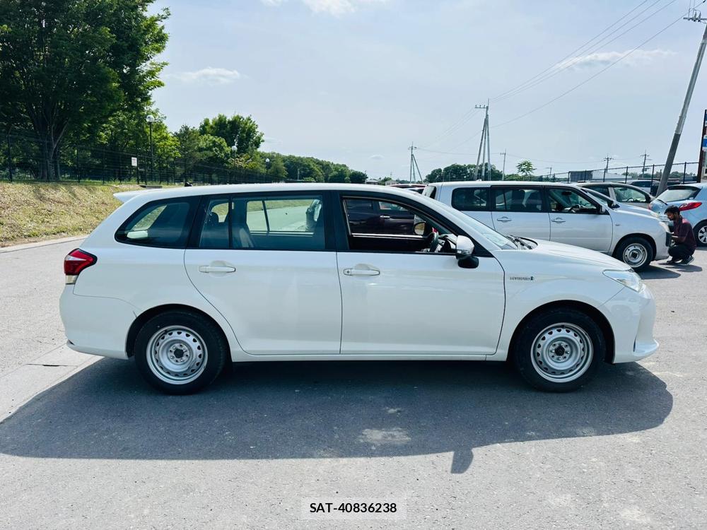 Toyota COROLLA FIELDER 2019 6935486-5