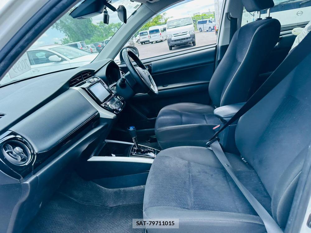 Toyota COROLLA FIELDER 2019 6804479-10