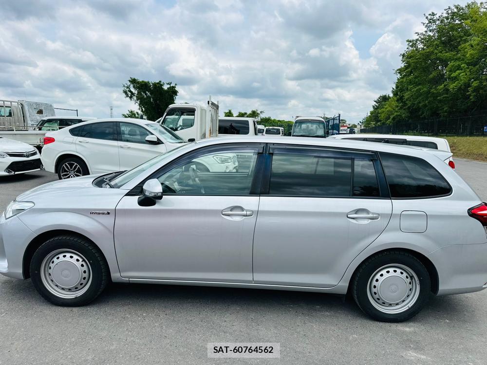 Toyota COROLLA FIELDER 2019 6900464-1