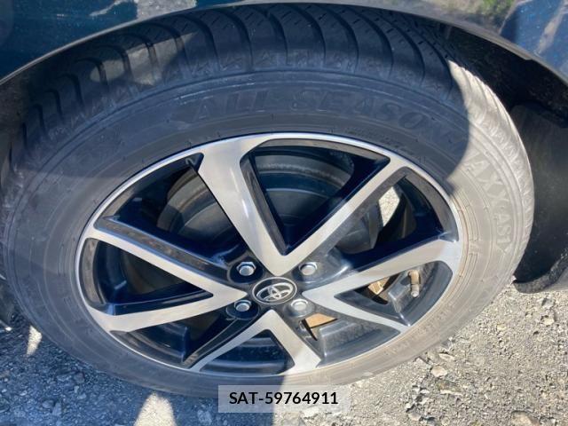 Toyota COROLLA FIELDER 2019-01 7216392-6