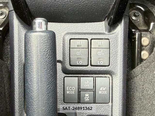 Toyota COROLLA FIELDER 2016-06 7216384-4