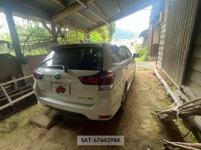 Toyota COROLLA FIELDER 2015-05 7216358-2