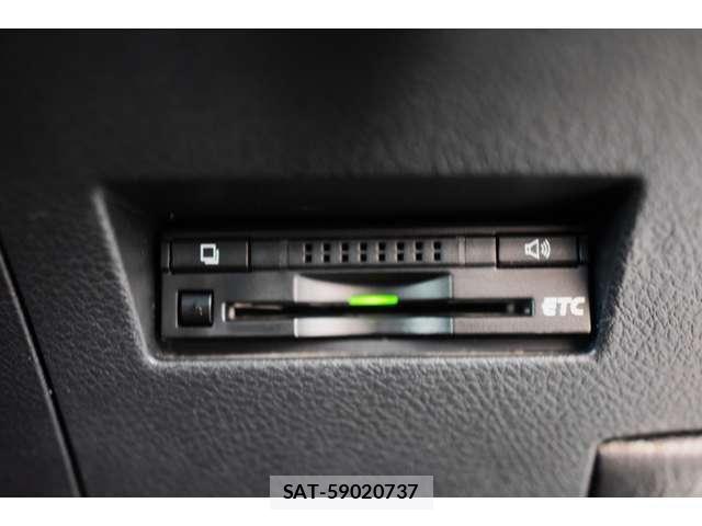 Toyota COROLLA FIELDER 2013-11 7250217-18