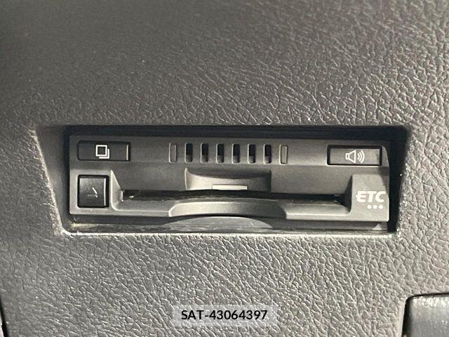 Toyota COROLLA FIELDER 2021-02 7326310-5