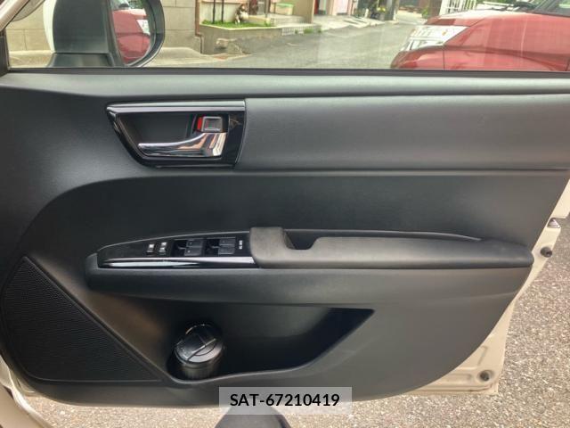 Toyota COROLLA FIELDER 2018-03 7326316-8