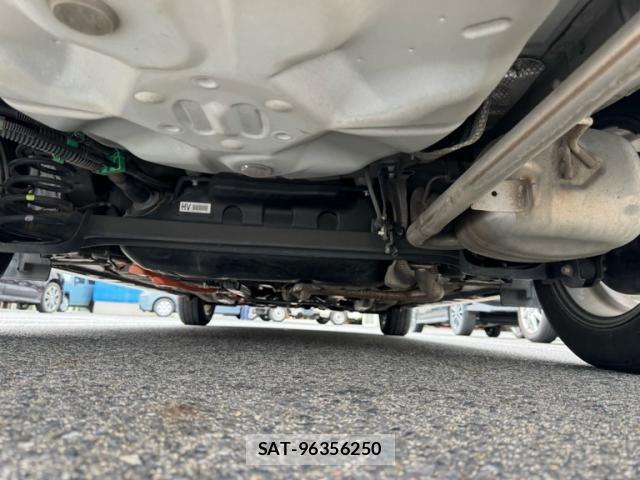 Toyota COROLLA FIELDER 2017-09 7326318-4