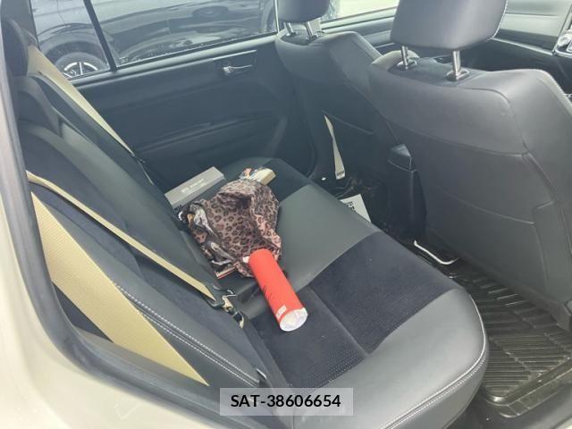 Toyota COROLLA FIELDER 2013-11 7357228-16