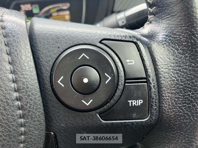 Toyota COROLLA FIELDER 2013-11 7357228-24