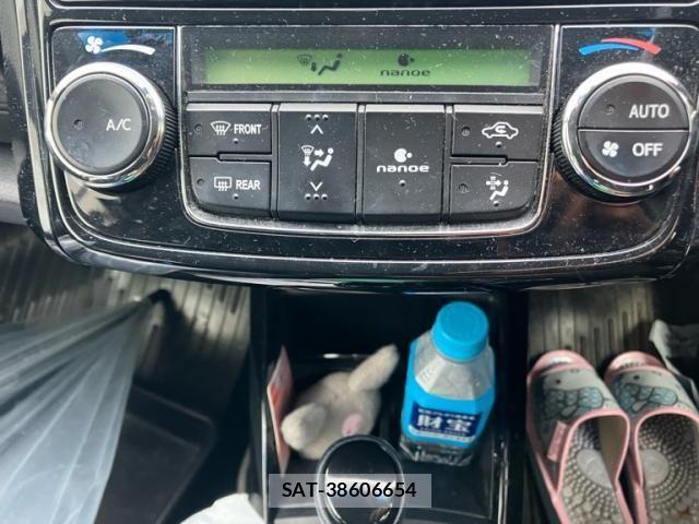 Toyota COROLLA FIELDER 2013-11 7357228-26