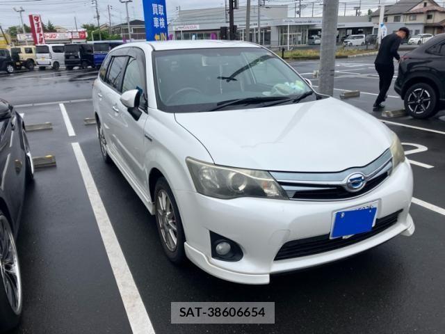 Toyota COROLLA FIELDER 2013-11 7357228-3