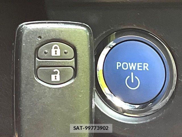 Toyota COROLLA FIELDER 2013-08 7615675-5