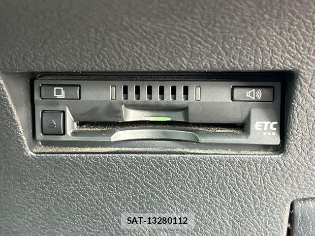 Toyota COROLLA FIELDER 2017-08 7615669-6