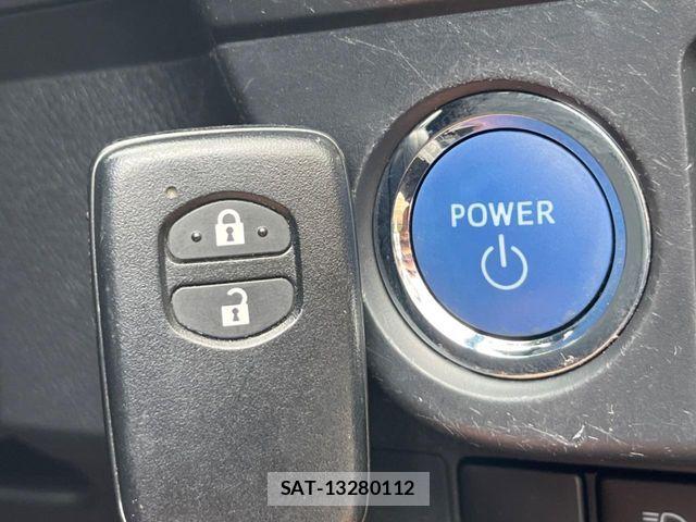 Toyota COROLLA FIELDER 2017-08 7615669-7
