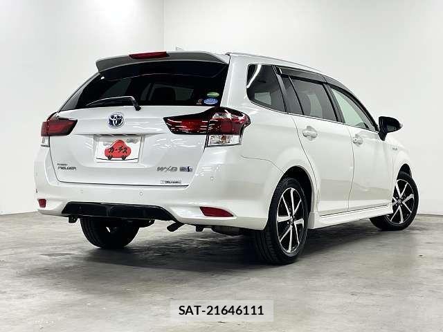 Toyota COROLLA FIELDER 2018-08 7615659-2