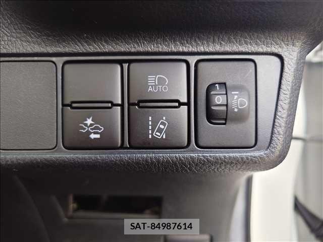 Toyota COROLLA FIELDER 2018-12 7722047-13