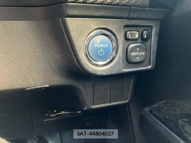 Toyota COROLLA FIELDER 2013-11 8073317-21