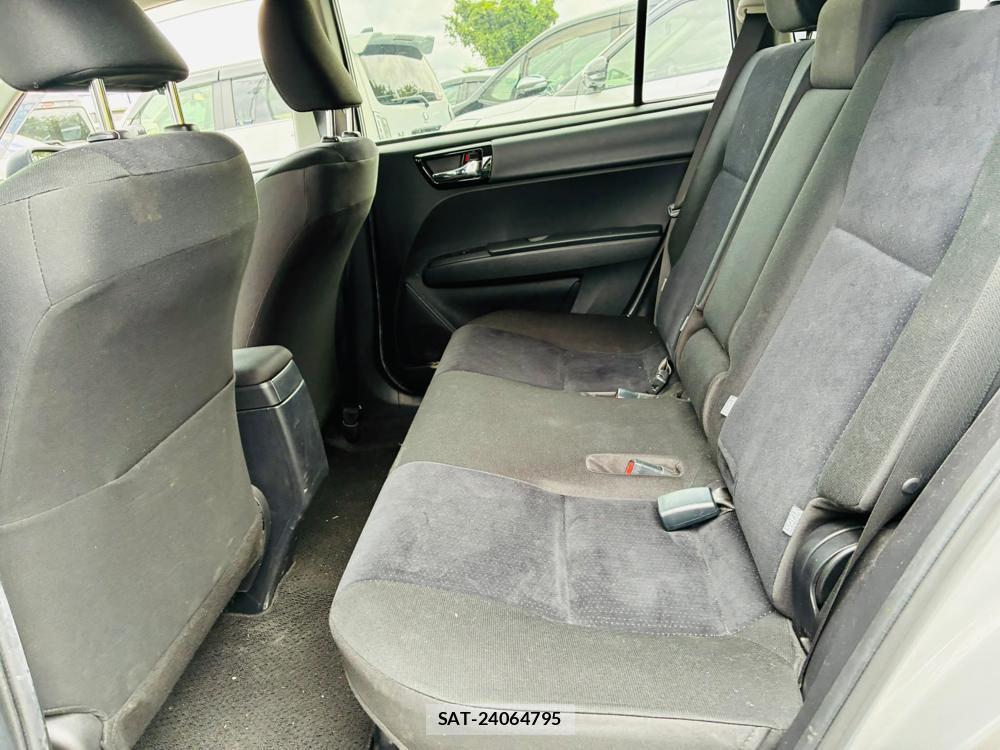 Toyota COROLLA FIELDER 2019-06 7950943-9