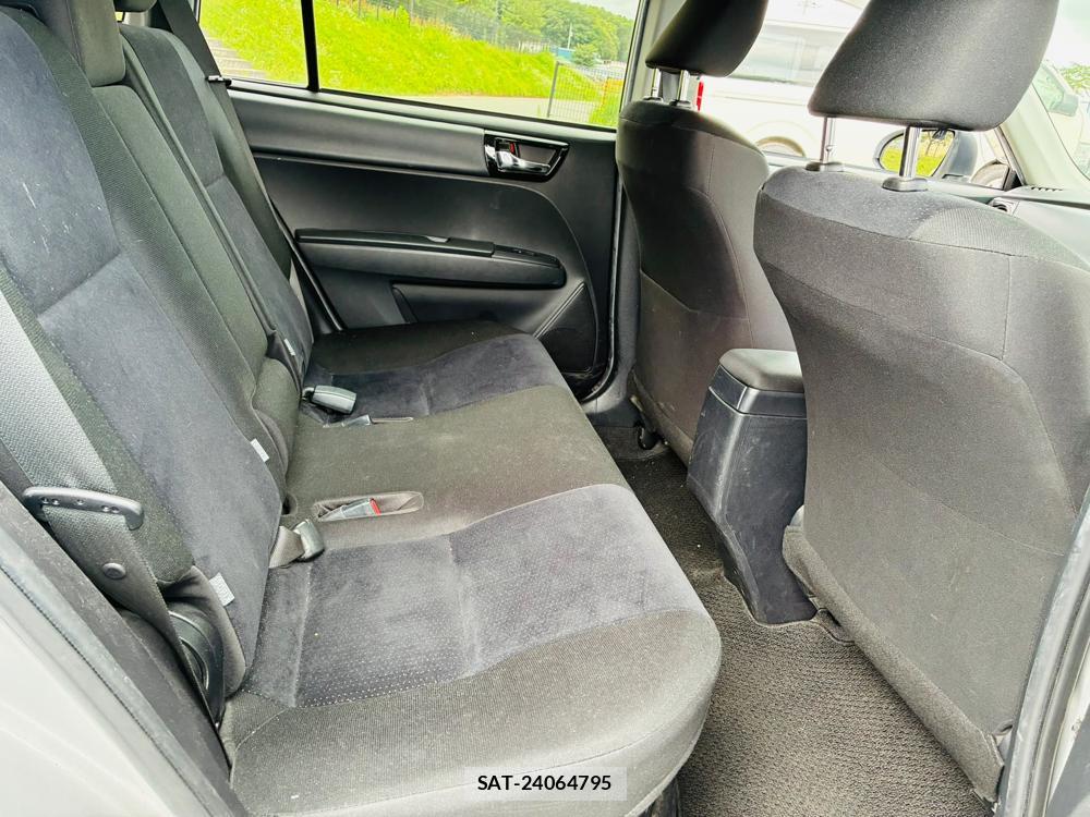 Toyota COROLLA FIELDER 2019-06 7950943-8