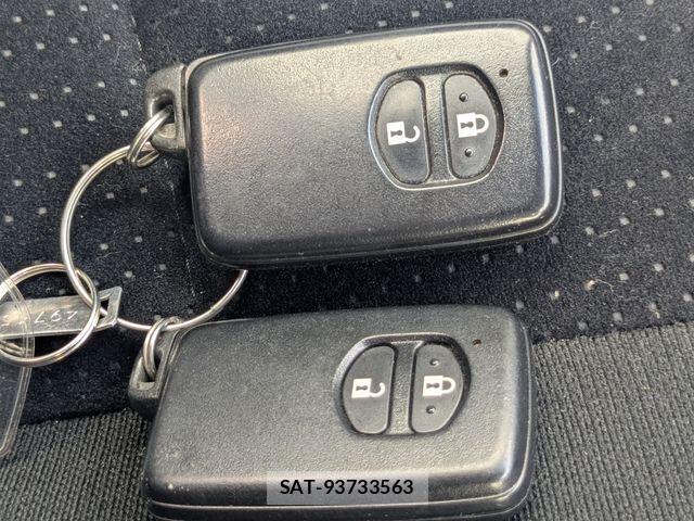 Toyota COROLLA FIELDER 2013-11 8098574-28