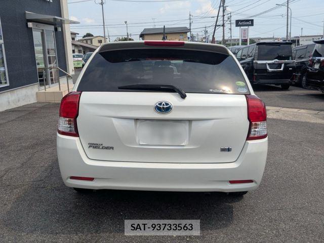 Toyota COROLLA FIELDER 2013-11 8098574-5