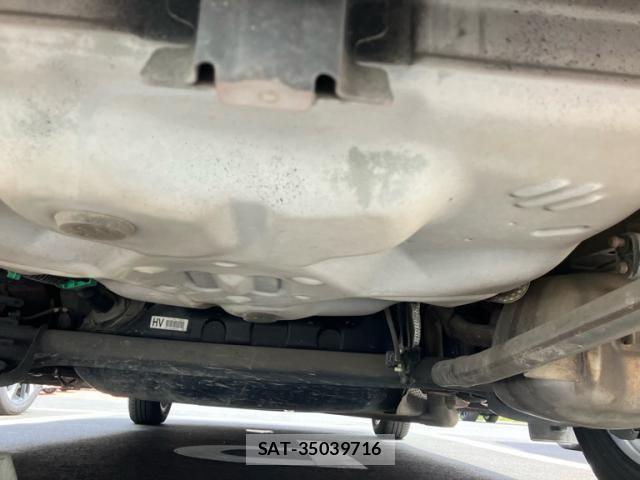 Toyota COROLLA FIELDER 2015-11 8098572-11