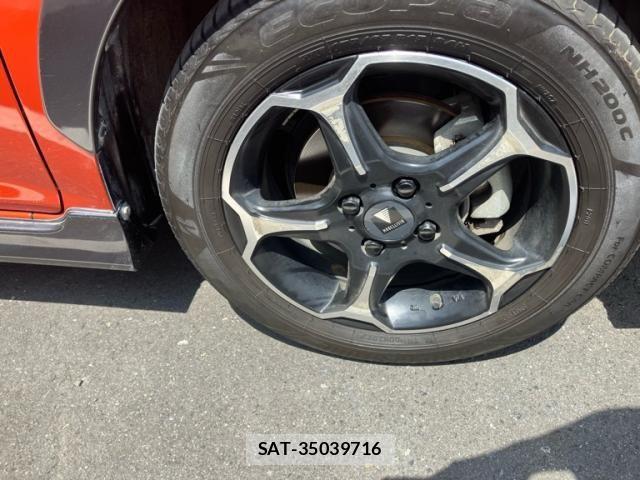 Toyota COROLLA FIELDER 2015-11 8098572-5