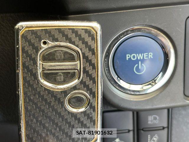 Toyota COROLLA FIELDER 2017-03 8158188-4