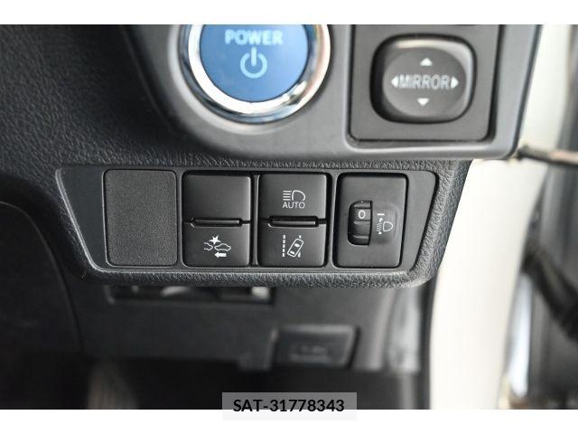 Toyota COROLLA FIELDER 2021-06 8206945-26