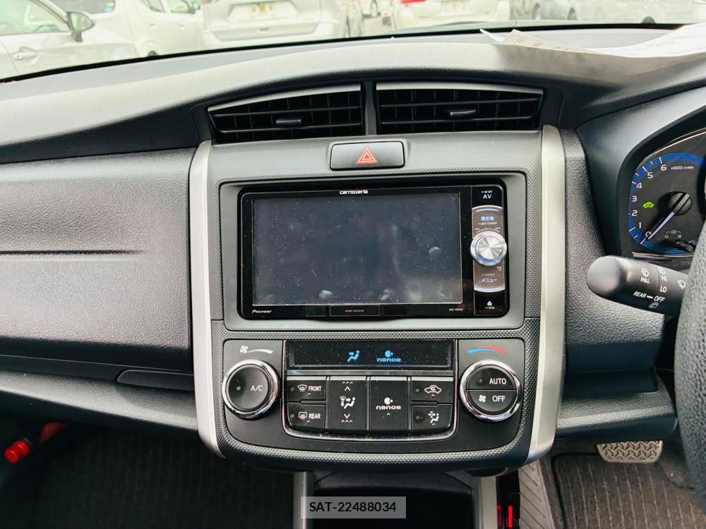 Toyota COROLLA FIELDER 2019-08 8252227-19