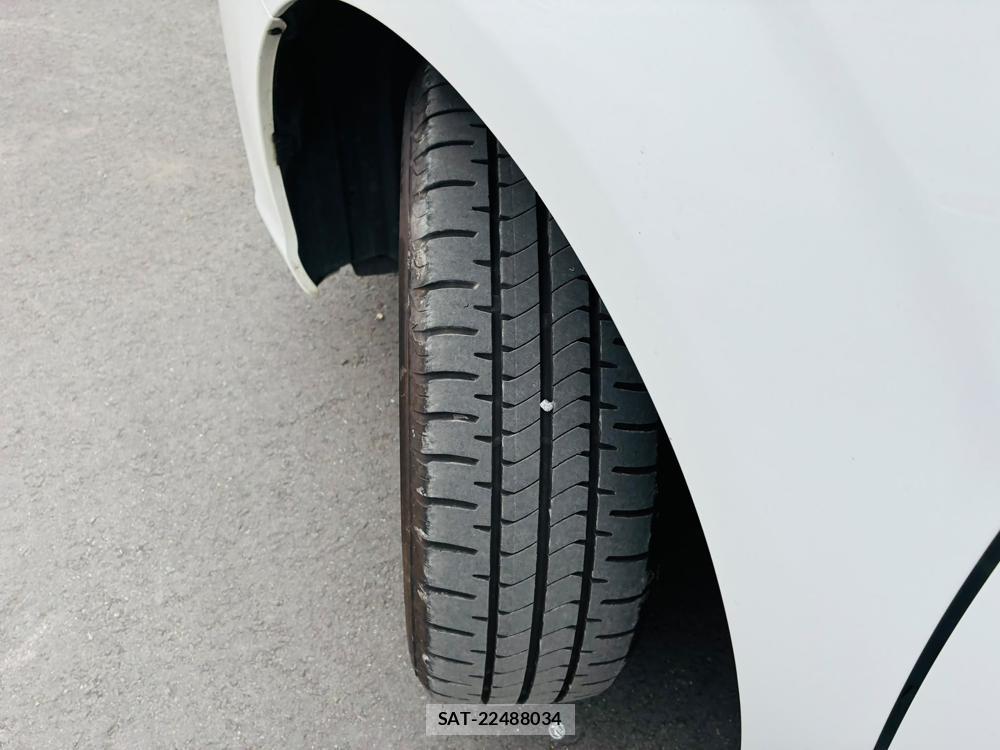 Toyota COROLLA FIELDER 2019-08 8252227-33