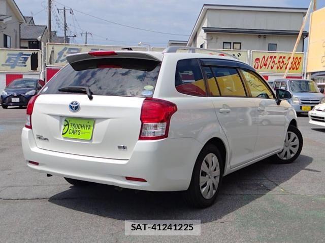 Toyota COROLLA FIELDER 2013-11 8313795-1