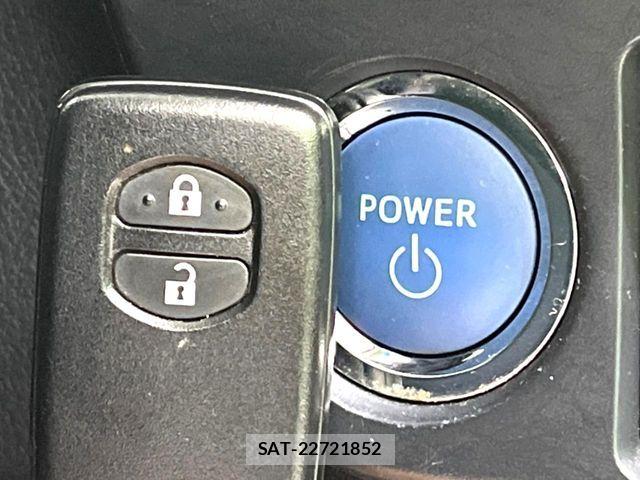 Toyota COROLLA FIELDER 2014-11 8335288-6