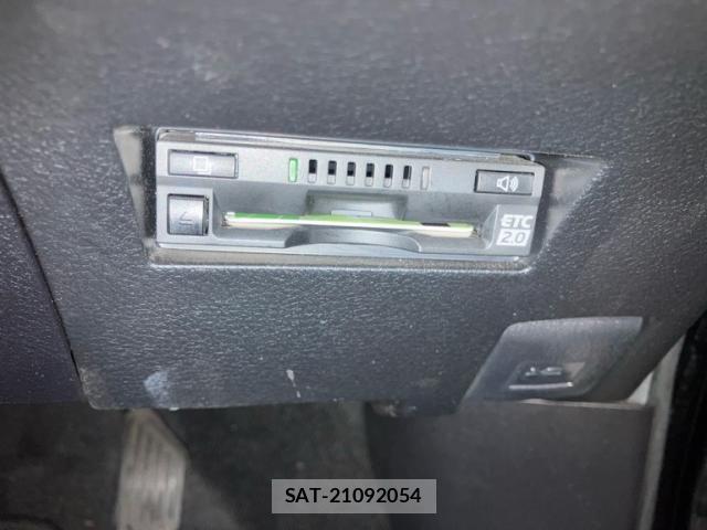 Toyota COROLLA FIELDER 2020-06 8365220-22