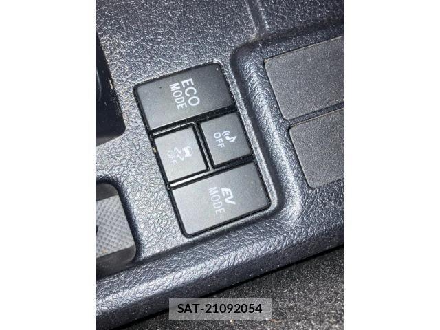 Toyota COROLLA FIELDER 2020-06 8365220-28
