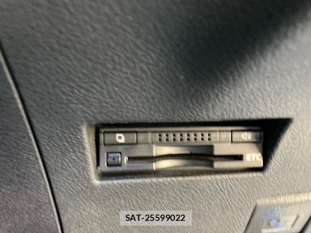 Toyota COROLLA FIELDER 2013-09 8365219-12