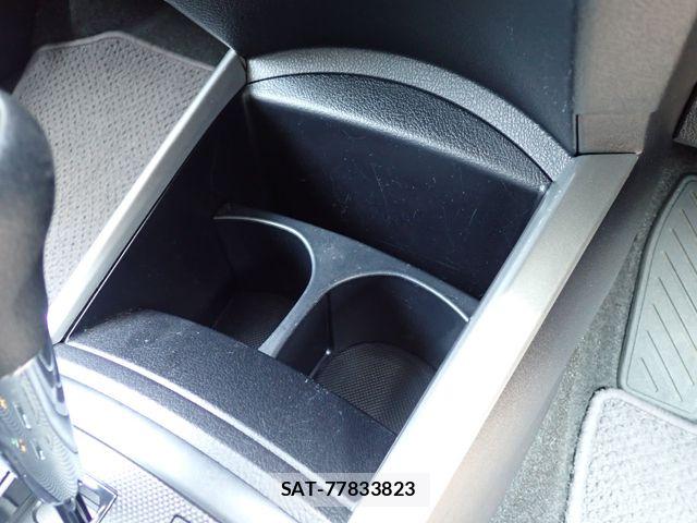 Toyota COROLLA FIELDER 2019-06 8411729-24