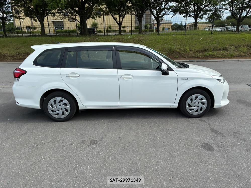 Toyota COROLLA FIELDER 2019-06 8351354-5