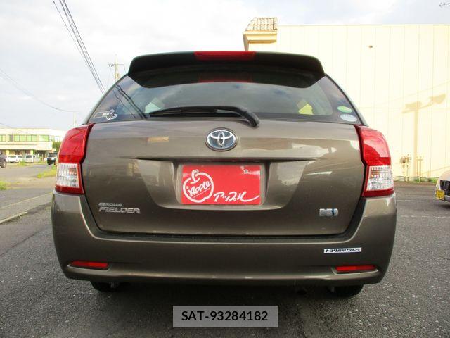 Toyota COROLLA FIELDER 2013-09 8457203-4