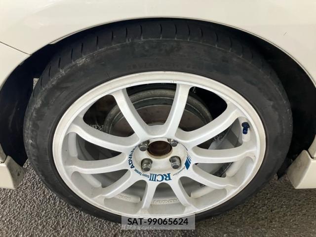 Toyota COROLLA FIELDER 2013-09 8524131-4