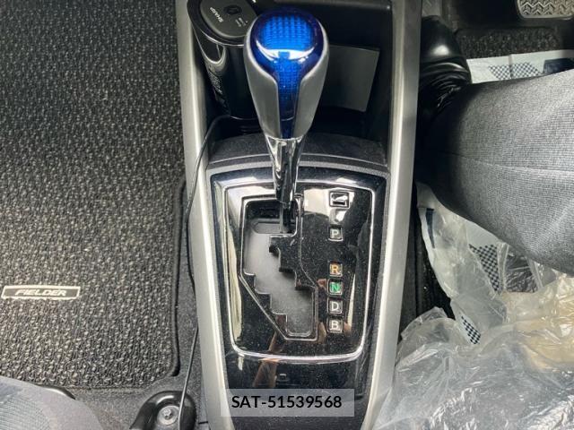 Toyota COROLLA FIELDER 2015-10 8561497-17