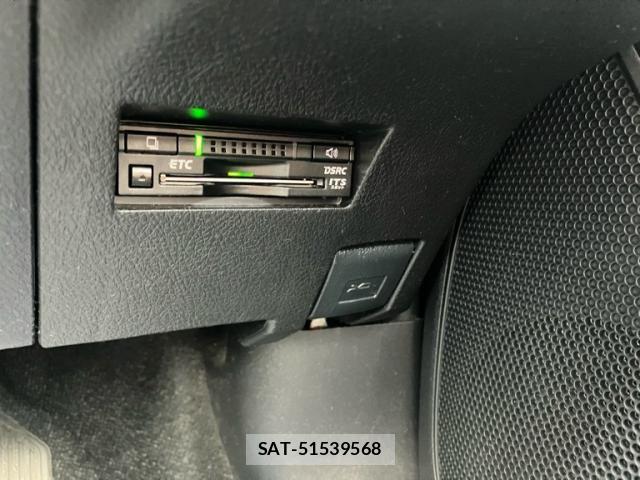 Toyota COROLLA FIELDER 2015-10 8561497-18