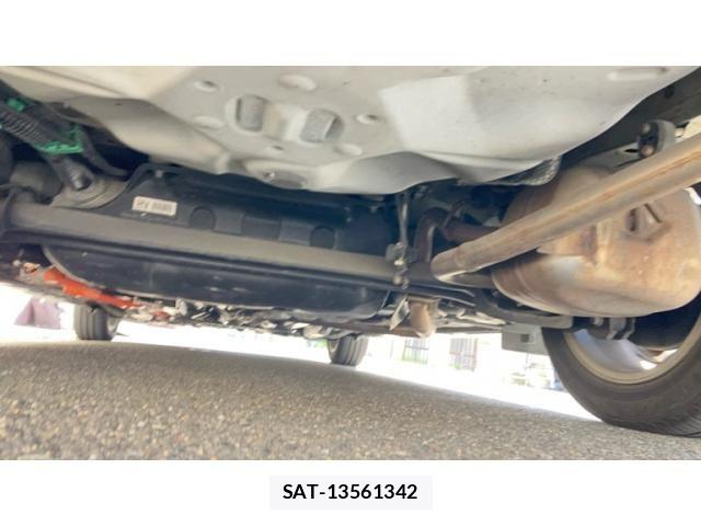 Toyota COROLLA FIELDER 2013-12 8561499-6