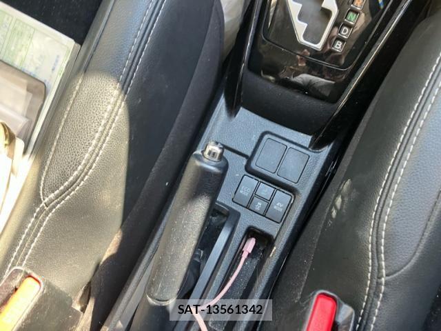 Toyota COROLLA FIELDER 2013-12 8561499-12