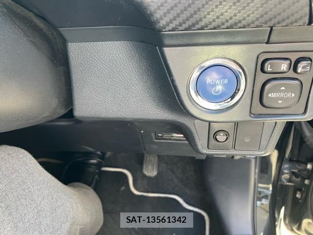 Toyota COROLLA FIELDER 2013-12 8561499-16