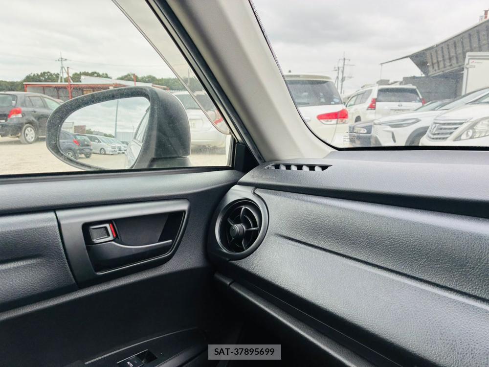 Toyota COROLLA FIELDER 2019-07 8590877-18