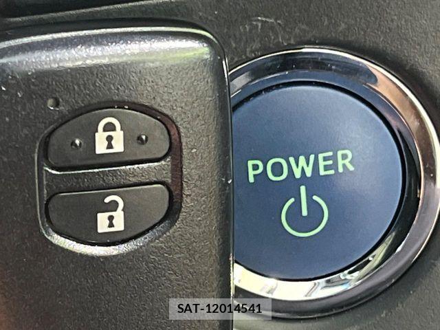 Toyota COROLLA FIELDER 2013-12 8626220-5