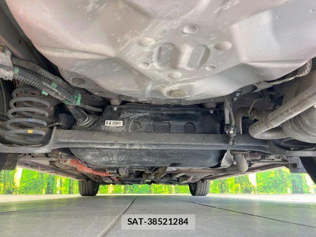 Toyota COROLLA FIELDER 2017-12 8658487-18
