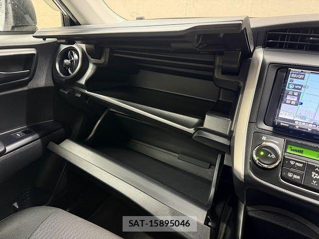 Toyota COROLLA FIELDER 2017-09 8658494-18